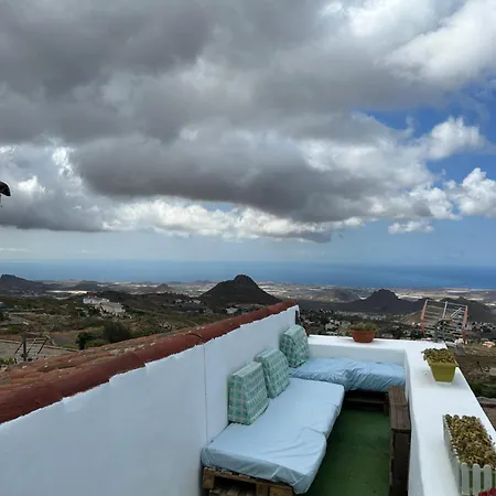 La Vista Al Mar